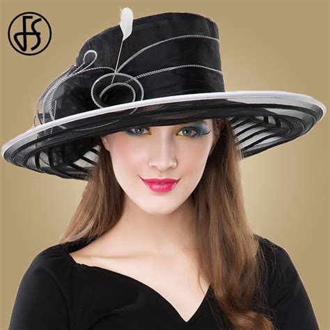 The Large Brim Witch Hat: A Statement Piece for the Modern Witch
